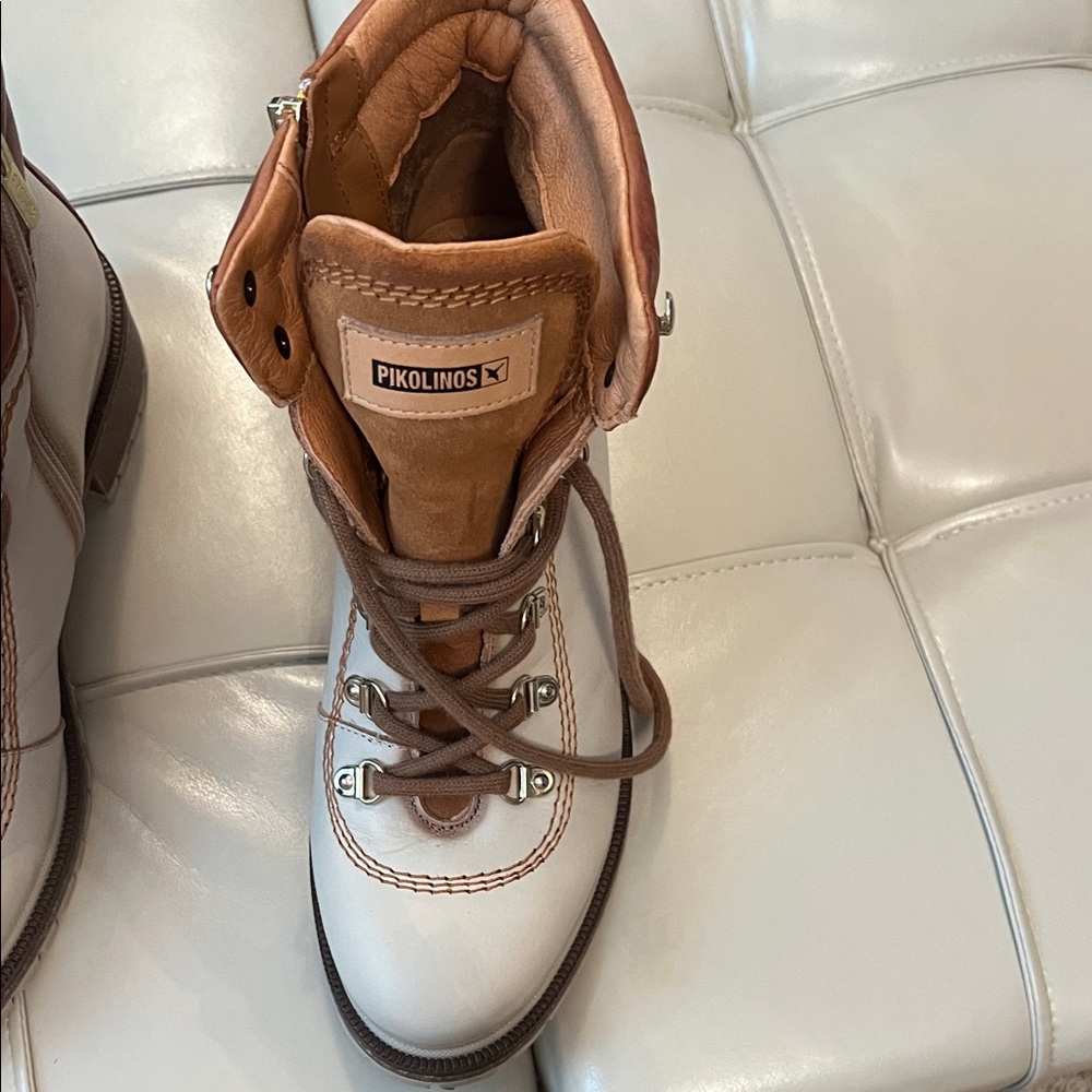 Pikolinos Tan and Cream Lace-Up Boots - Picture 4 of 6